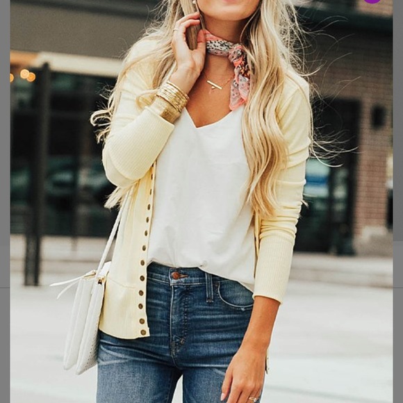 Light button up top - Picture 3 of 10